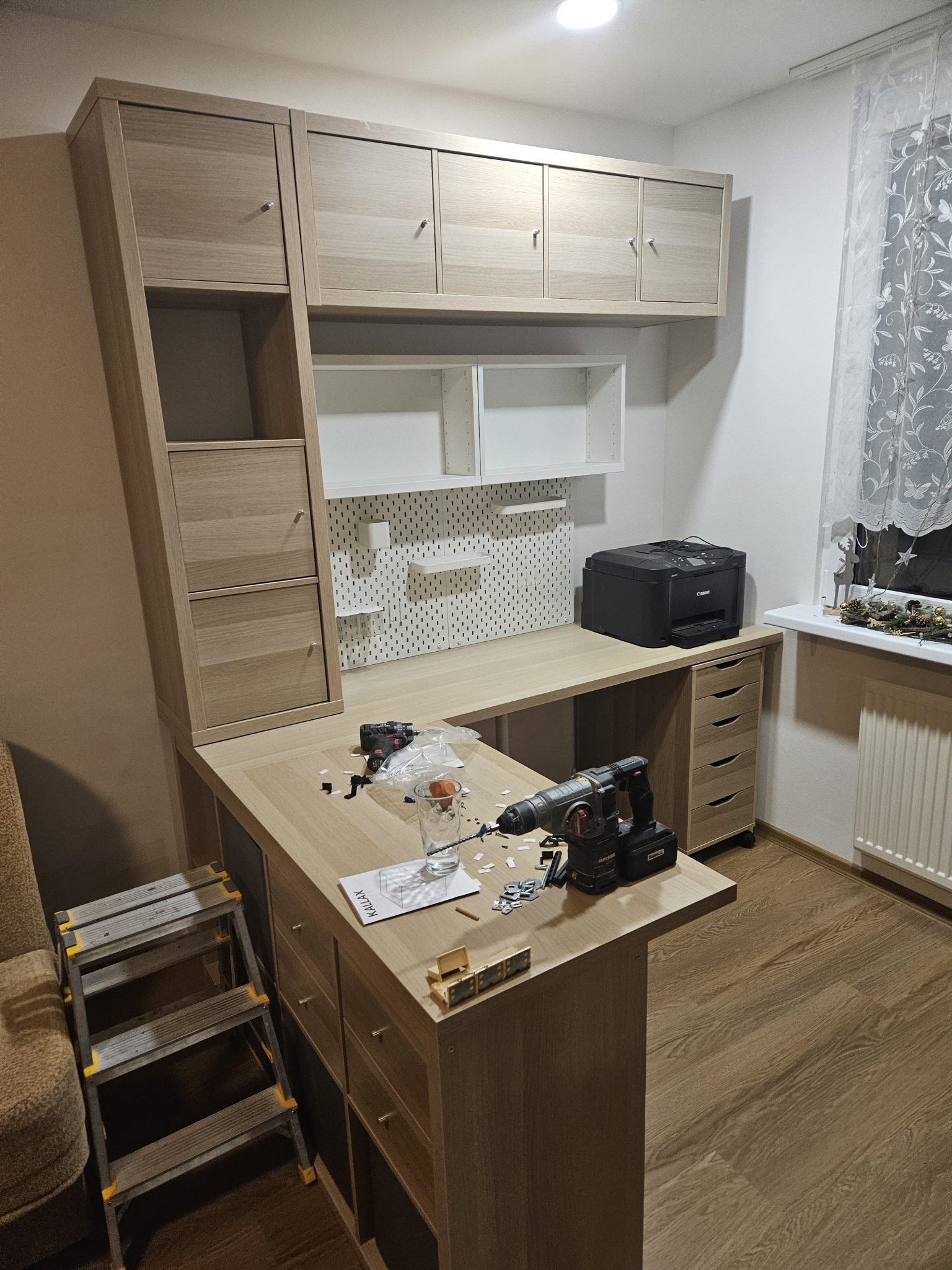 Výsledek - pracovní roh je hotový